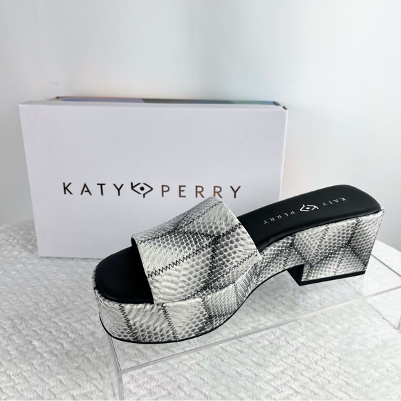 Katy Perry Snakeskin ‘BUSY BEE SLIP-ON’ Platform Slides | 10M | NEW! - Picture 1 of 3
